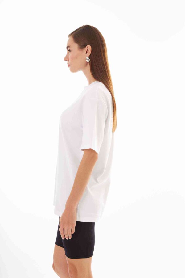 Zoe Beyaz Kişiselleştirilmiş Boyfriend T-shirt