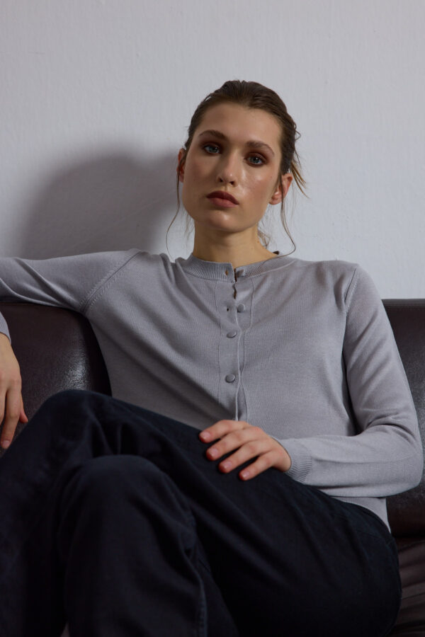 Aline Gri Hırka
