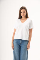 Karla V Yaka Tshirt
