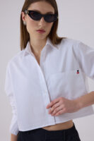 Amelie Oversize Crop Kişiselleştirilmiş Beyaz Cepli Gömlek