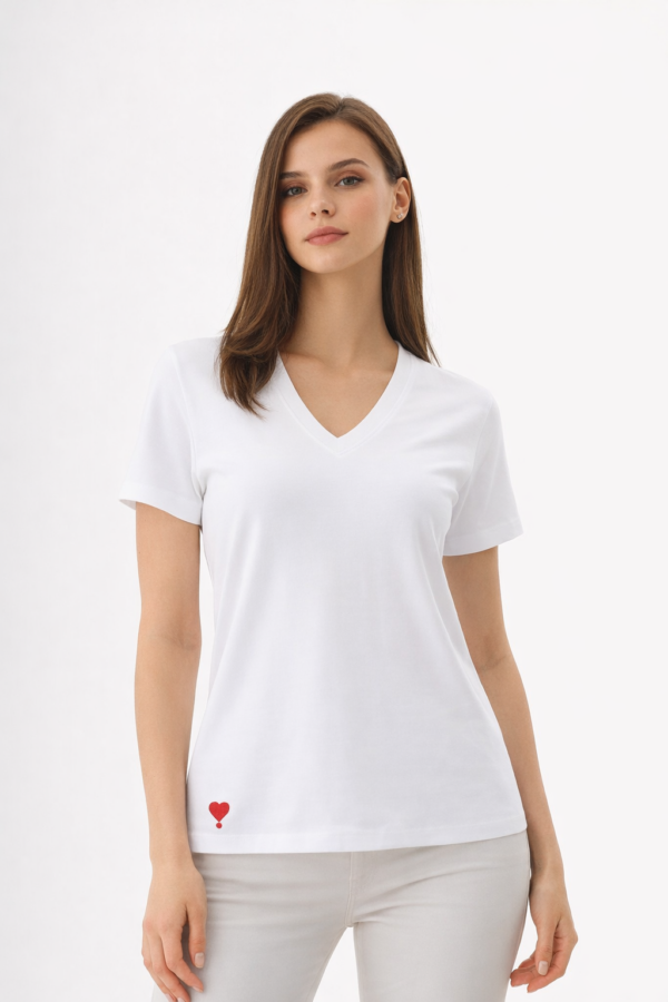 Karla V Yaka Kişiselleştirilmiş Tshirt