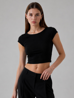 Coralie Siyah Crop Top