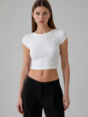 Coralie Beyaz Crop Top
