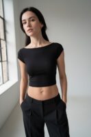 Lou Siyah Crop Top
