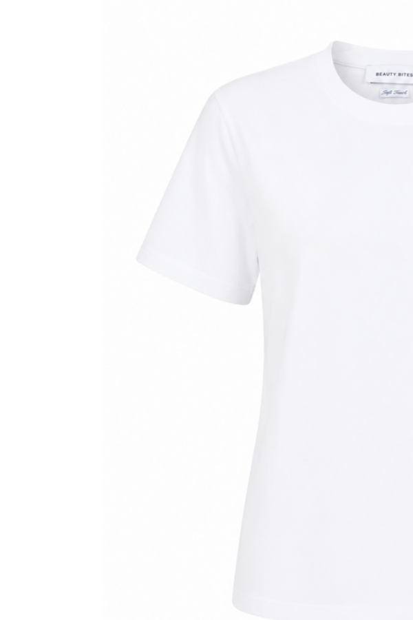 Anais Vatkalı Beyaz Kalp Detaylı Tshirt